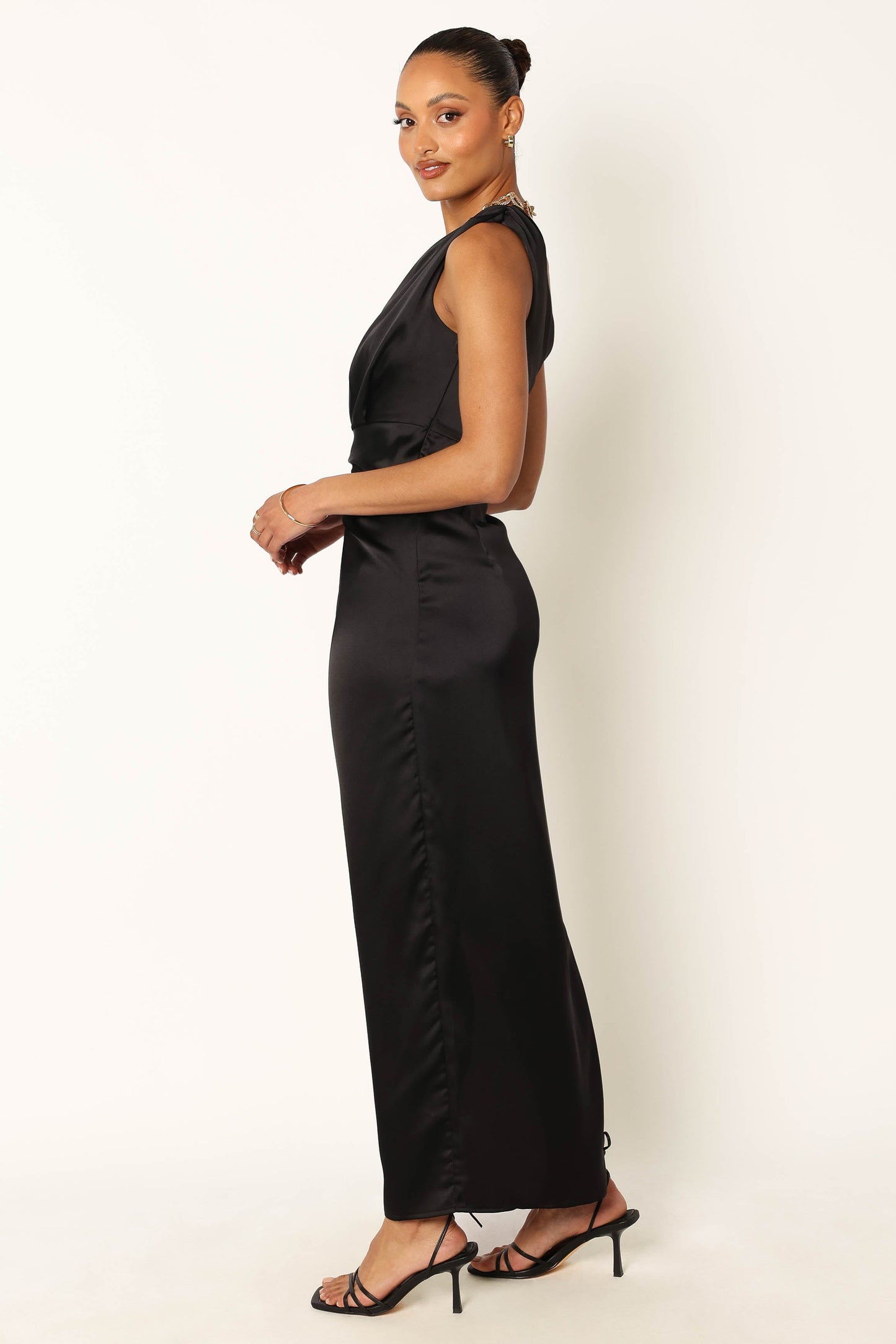 Nadia One-Shoulder Maxi Dress in Navy