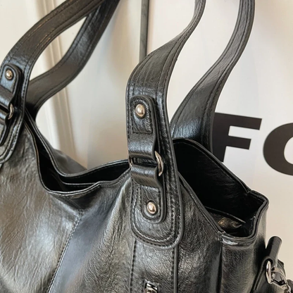 Gina Shoulder Bag