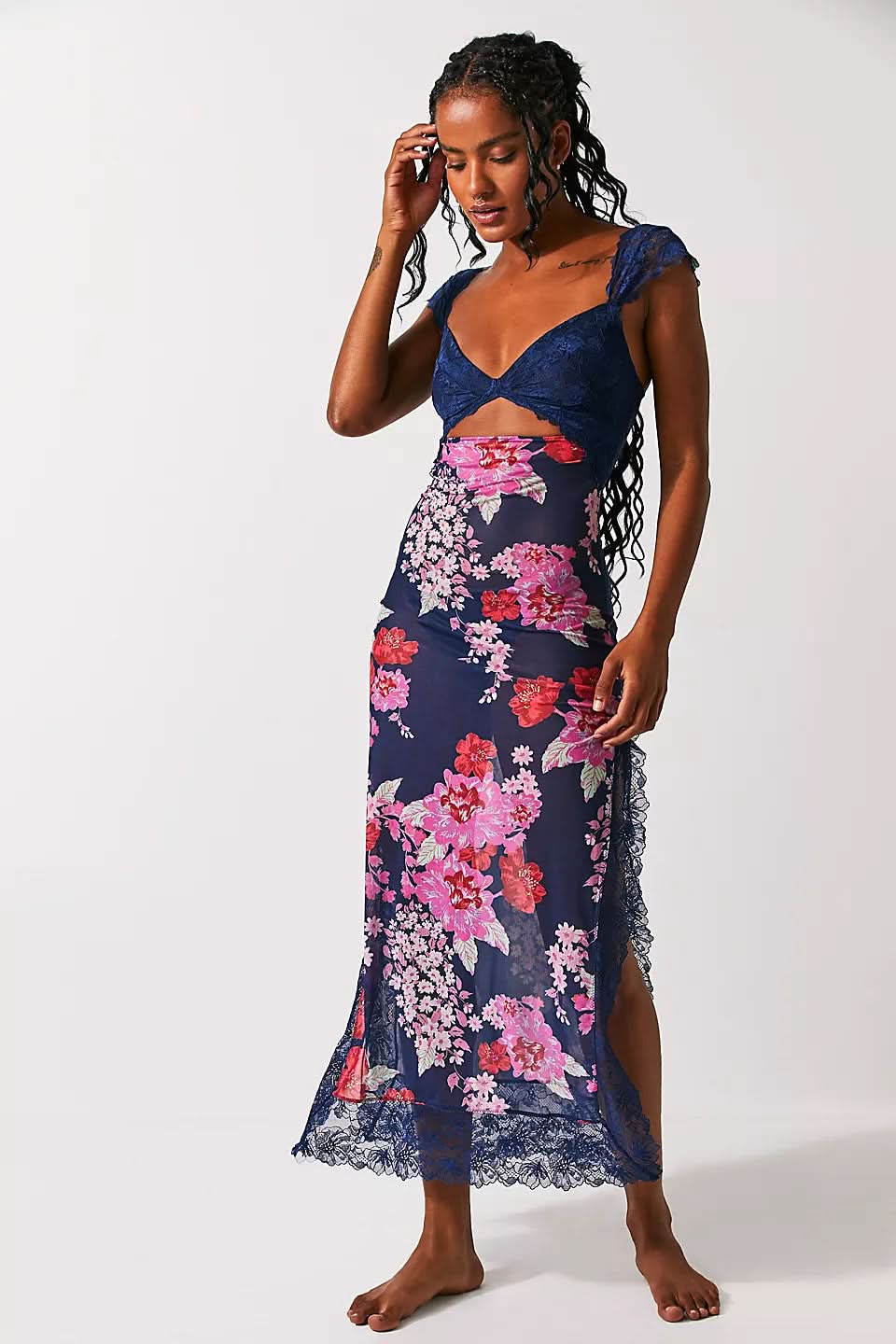 VIOLETTE MAXI DRESS