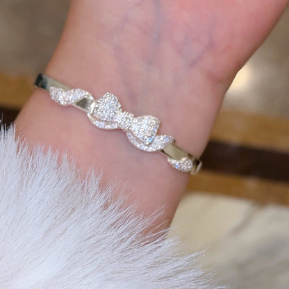 Aurora Open Bow Bracelet
