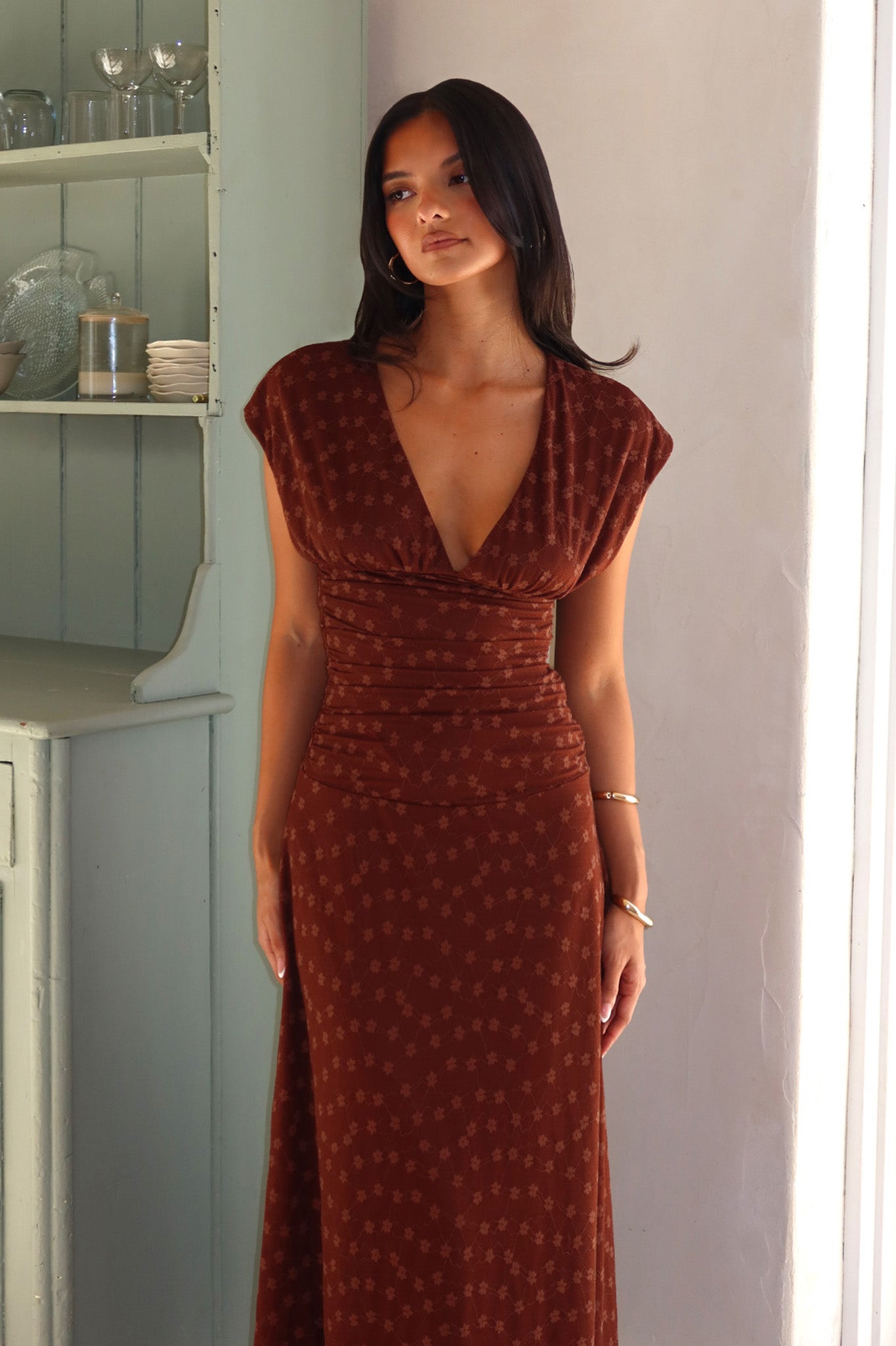 Novia Ruched Bodice Maxi Dress in Chocolate
