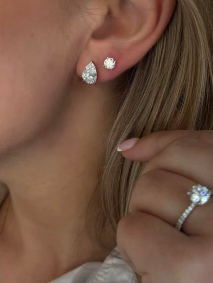 2ct Drop-Shaped Diamond Necklace
