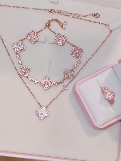 Sakura Cleef Bracelet